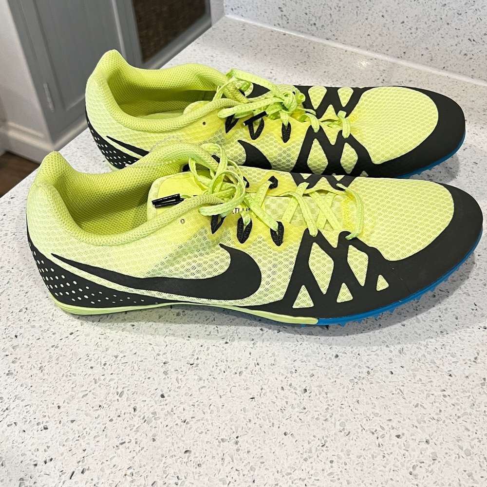 Nike NWOT Men's Volt Grow racing track shoes
